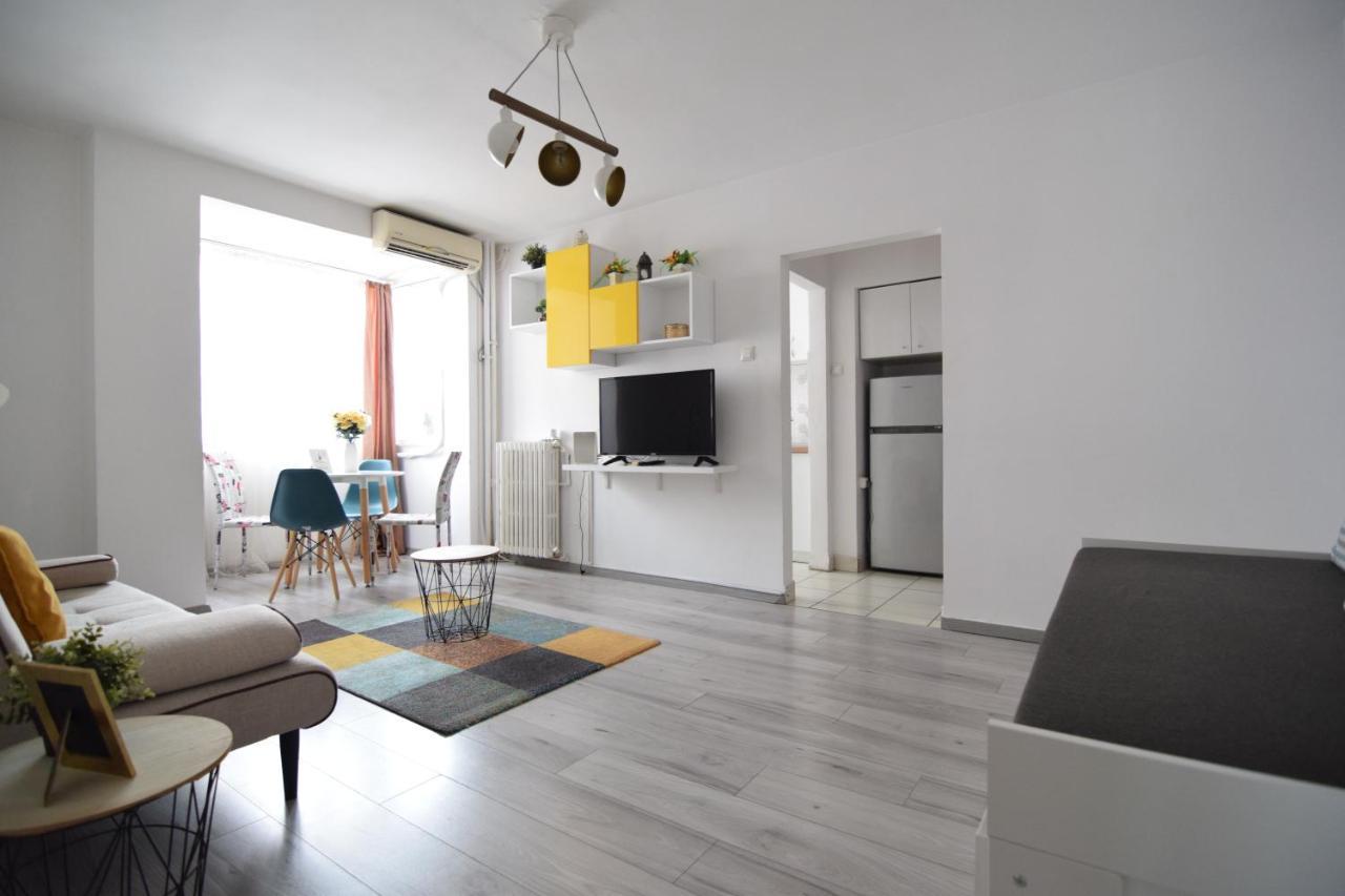 Cozy Apartment Balcescu Boekarest Buitenkant foto