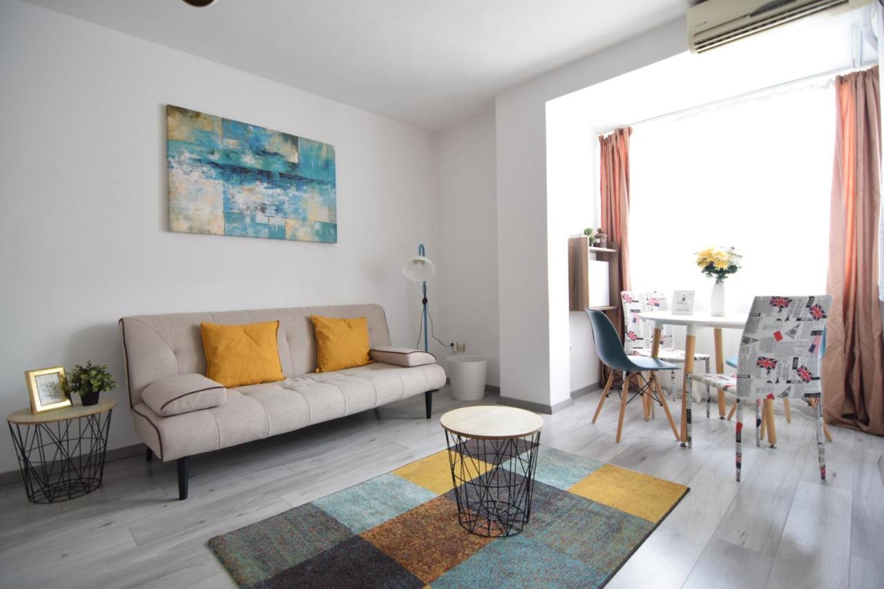 Cozy Apartment Balcescu Boekarest Buitenkant foto