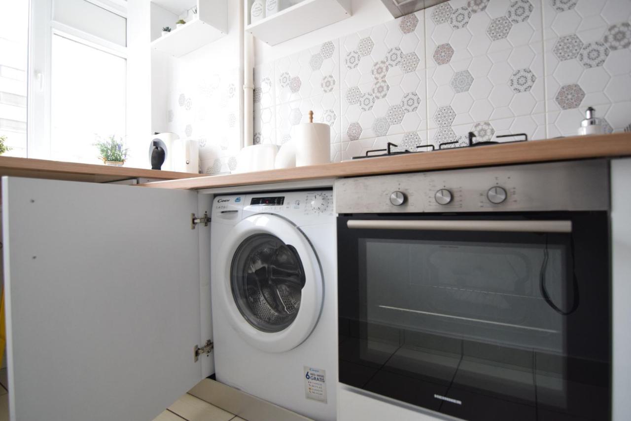 Cozy Apartment Balcescu Boekarest Buitenkant foto