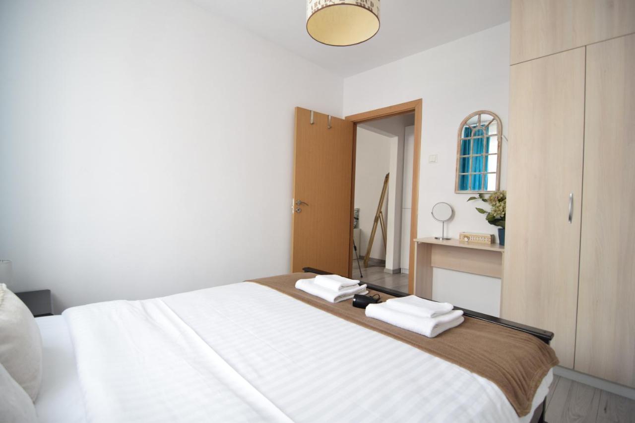 Cozy Apartment Balcescu Boekarest Buitenkant foto